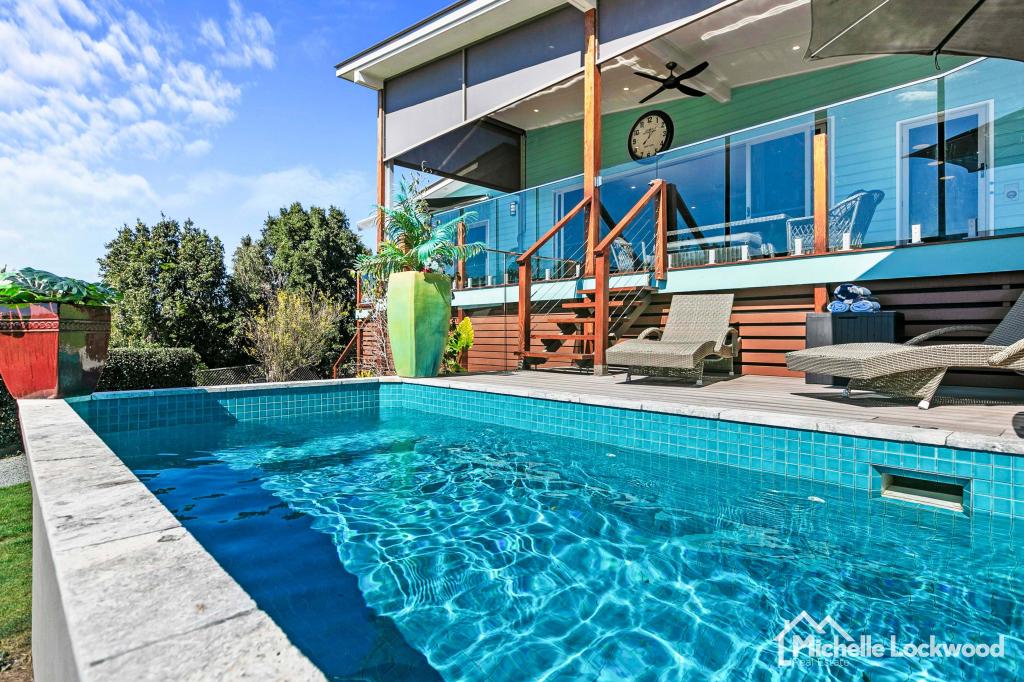 35 Highview Dr, Craignish, QLD 4655