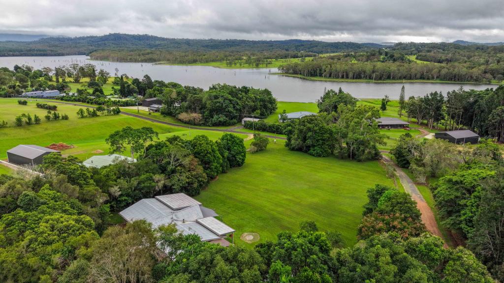11 Andrews Rd, Barrine, QLD 4872