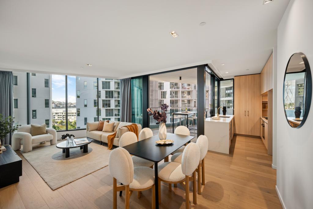 806/20 Festival Pl, Newstead, QLD 4006