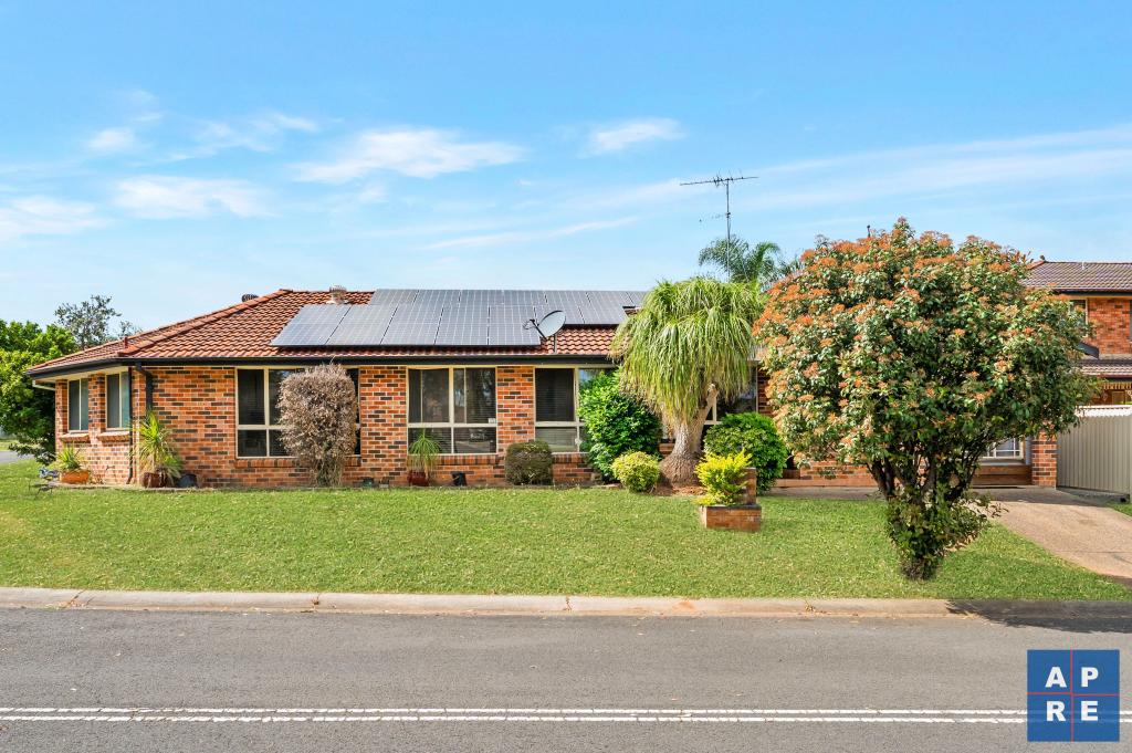 2/13 Claremont Cres, Hinchinbrook, NSW 2168