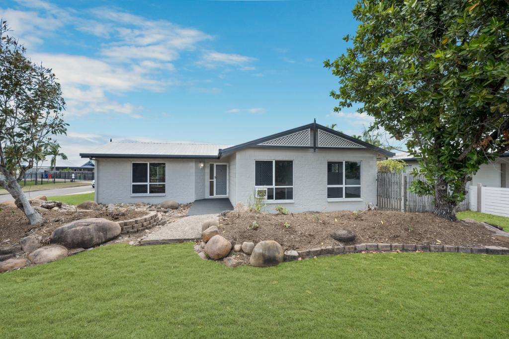 11 Lyndhurst St, Mount Louisa, QLD 4814