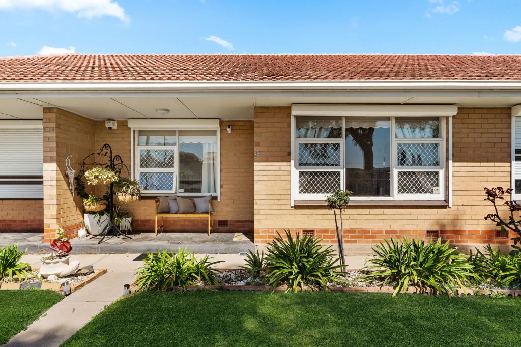 2/214 Findon Rd, Findon, SA 5023