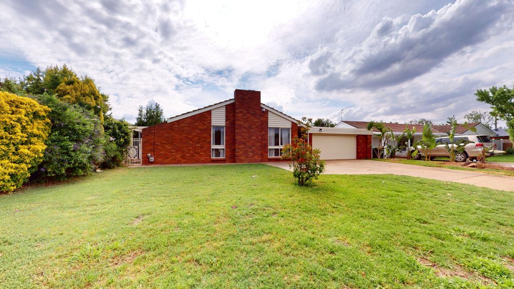 5 Hazelwood Dr, Dubbo, NSW 2830