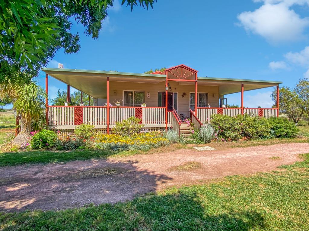 190 Corbie Hill Rd, Leeton, NSW 2705