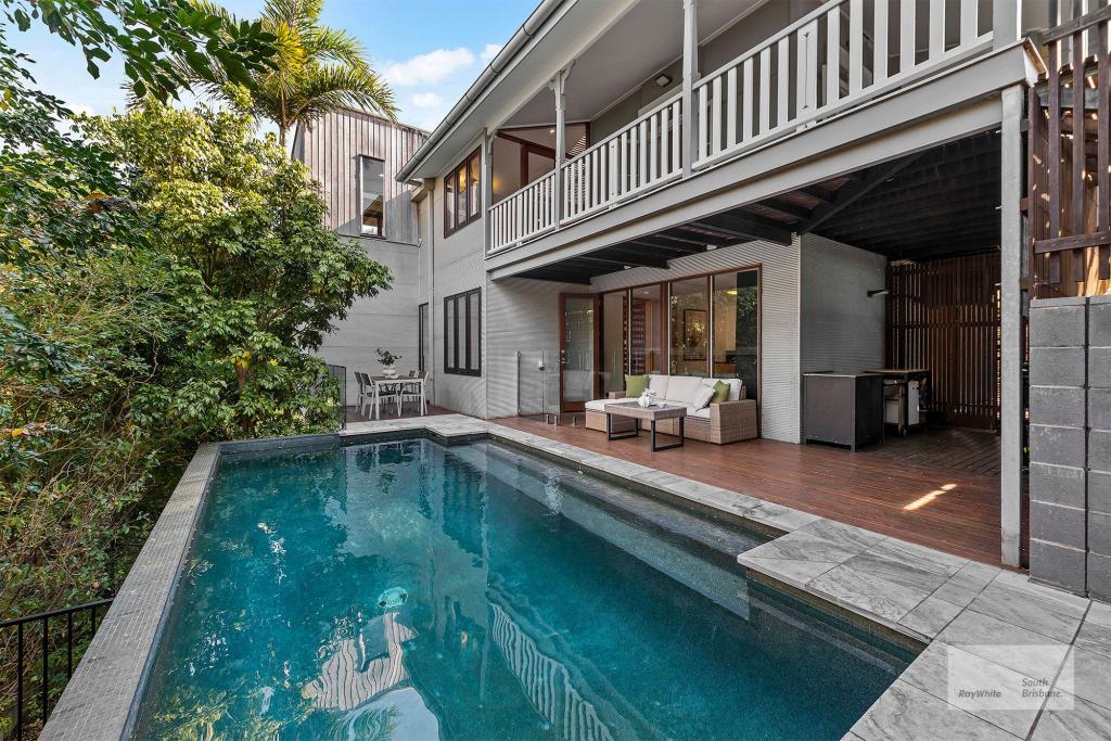111 Dornoch Tce, Highgate Hill, QLD 4101