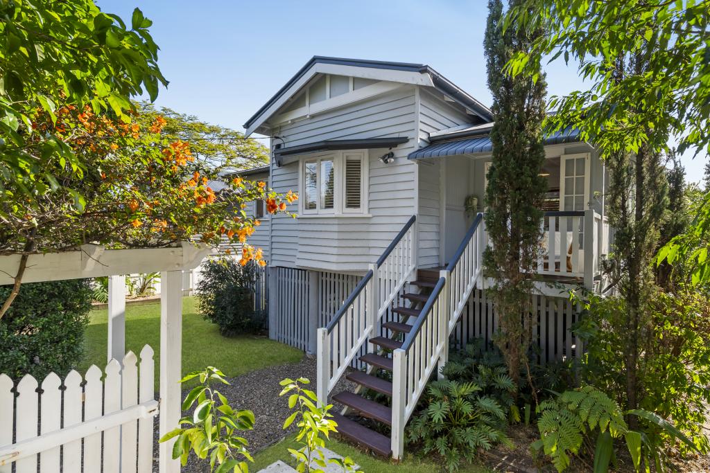 5 Somervell St, Annerley, QLD 4103