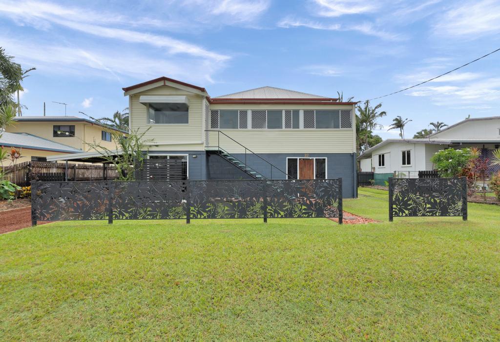 32 Davey St, Glenella, QLD 4740