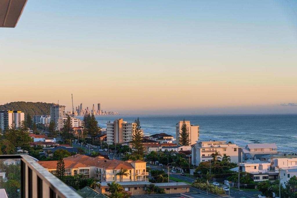 1104/16-18 Seventh Ave, Palm Beach, QLD 4221