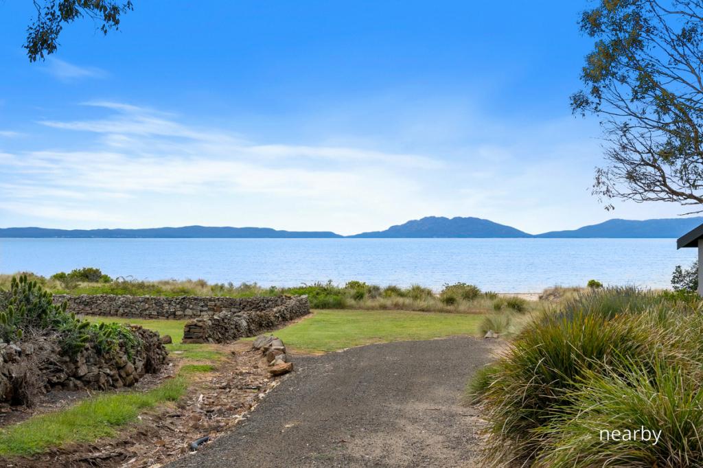 COTTAGE 4/12990 TASMAN HWY, SWANSEA, TAS 7190