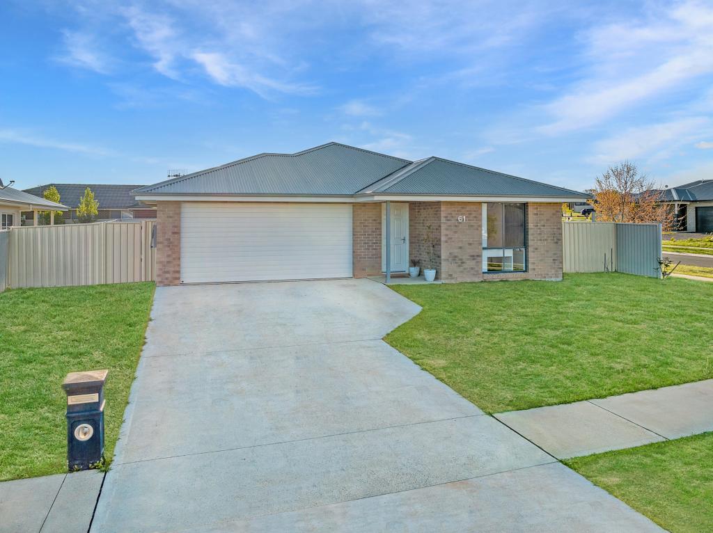 61 QUIBERON WAY, GOULBURN, NSW 2580