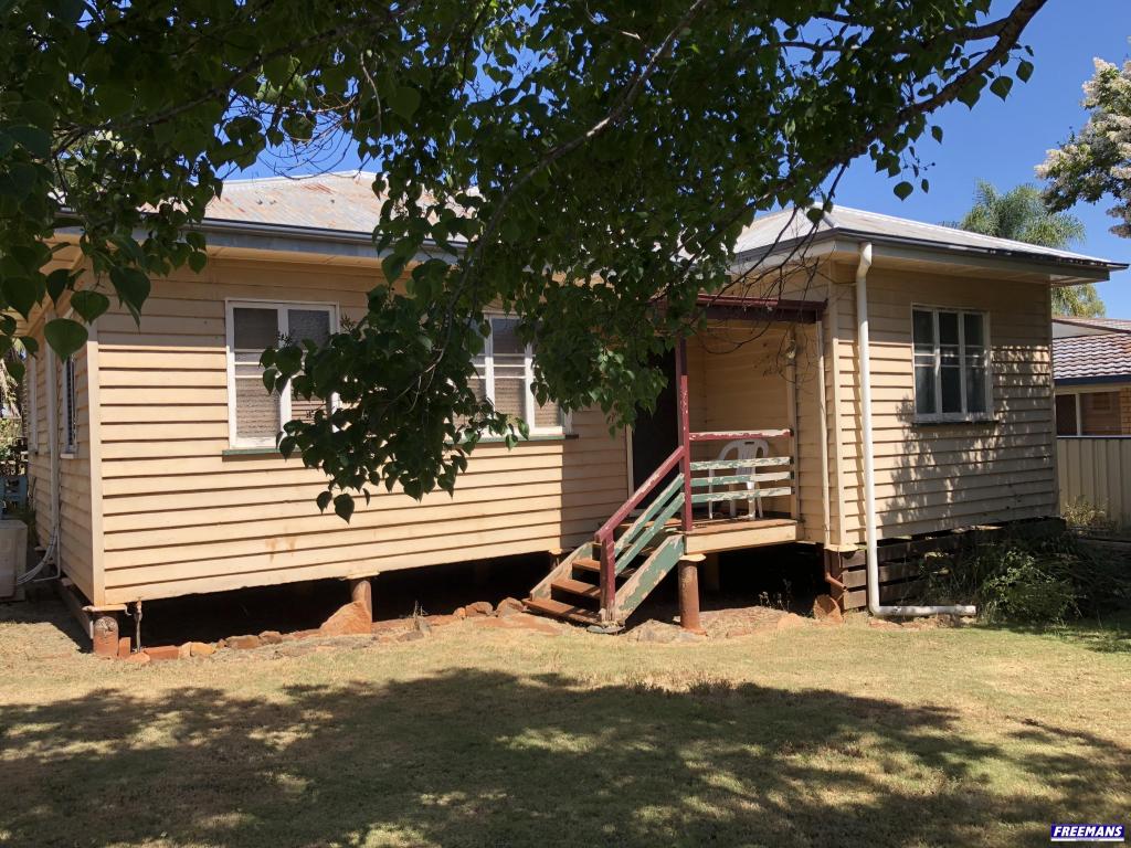 34 NORMAN ST, KINGAROY, QLD 4610