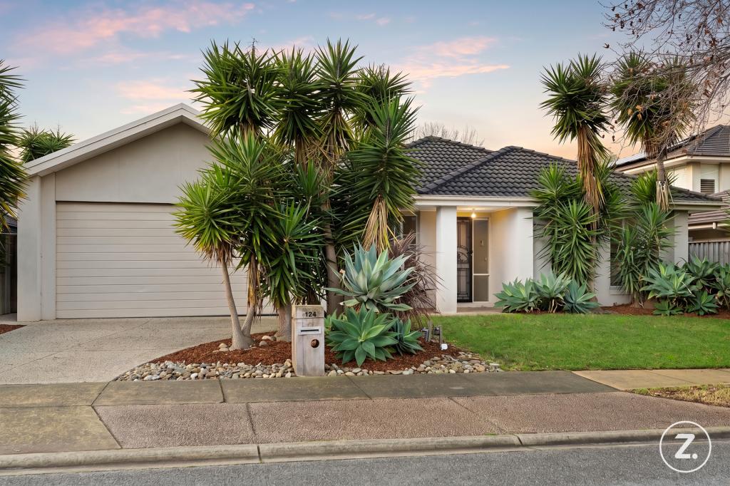 124 Sandhurst Bvd, Sandhurst, VIC 3977