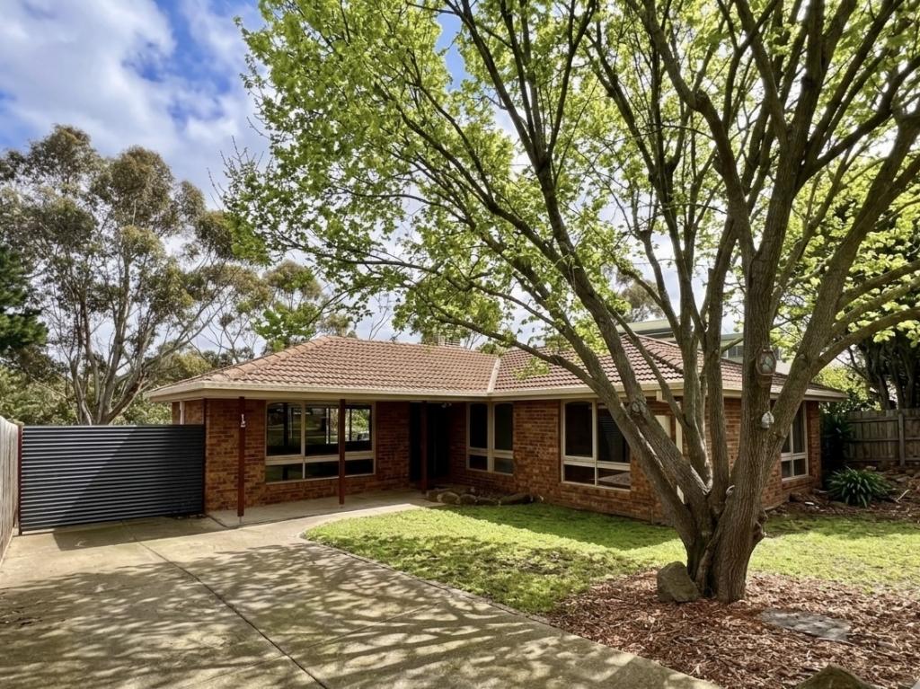 12 Bracknell Pl, Deer Park, VIC 3023