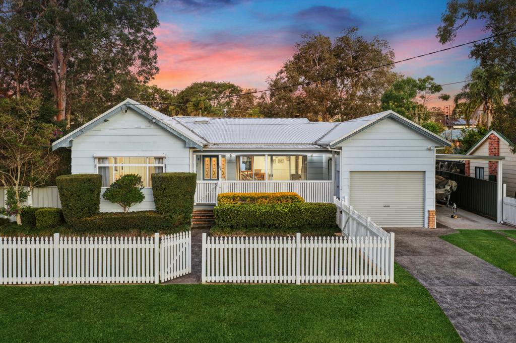 35 Murrumbong Rd, Summerland Point, NSW 2259
