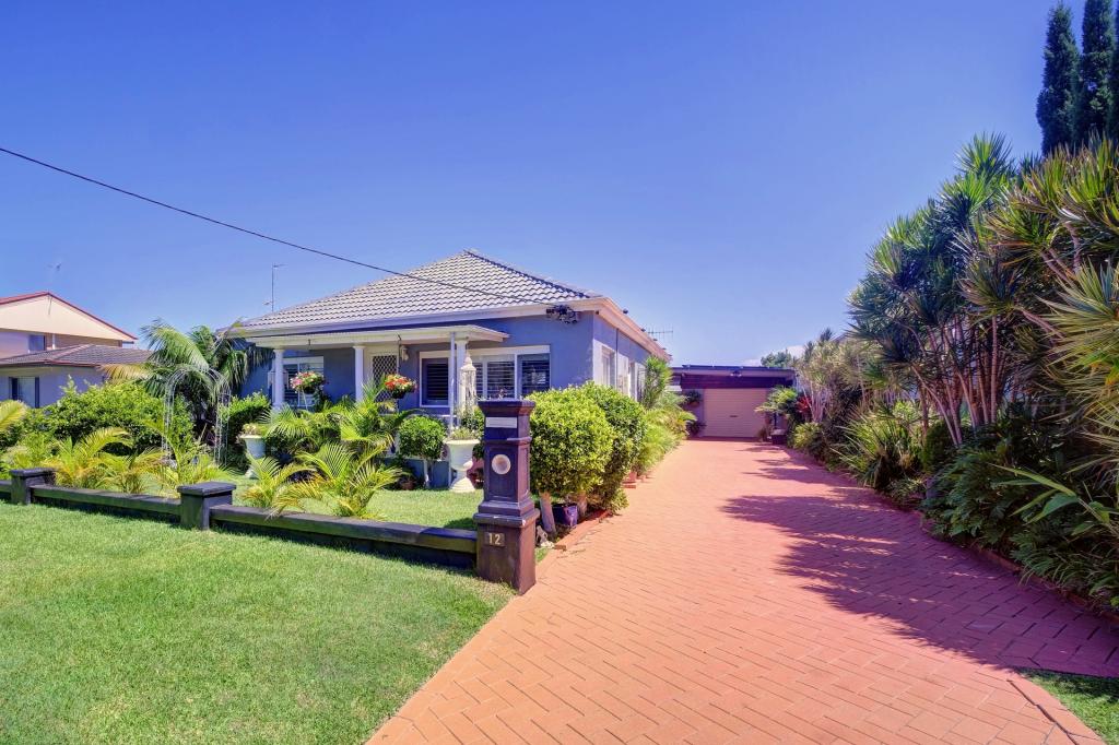 12 Bent St, Tuncurry, NSW 2428