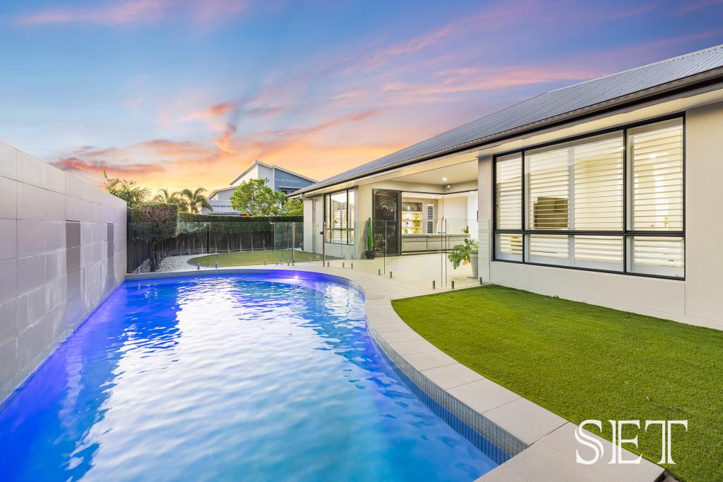 31 Brook Cres, Burpengary East, QLD 4505