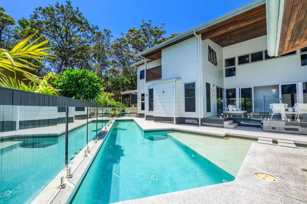 15 Tranquil Pl, Alexandra Headland, QLD 4572