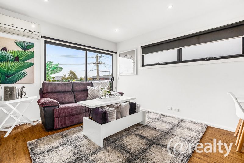 11/60 VIEW ST, PASCOE VALE, VIC 3044