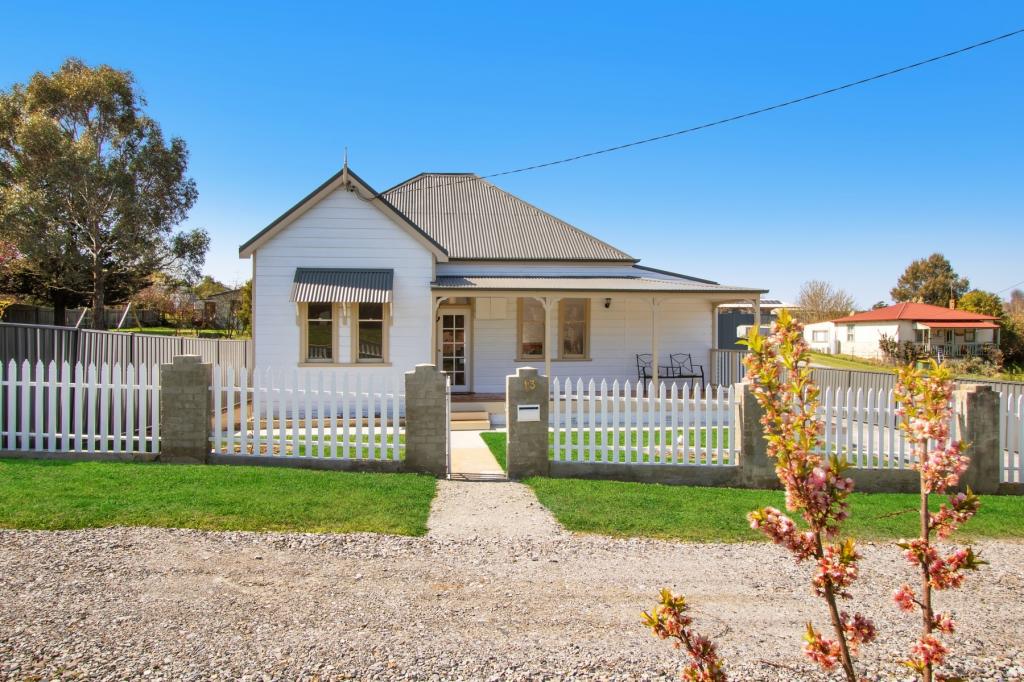 13 O'Brien St, Yass, NSW 2582