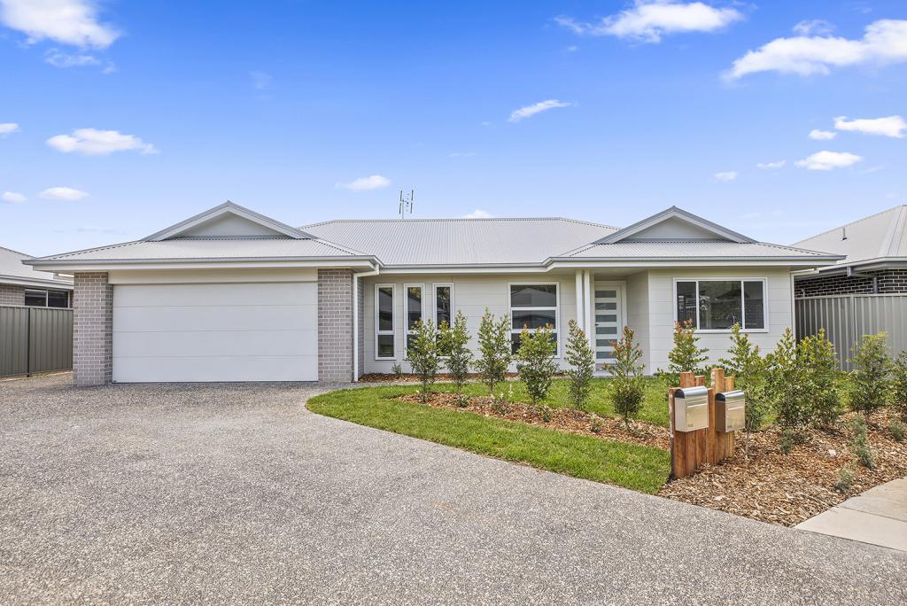 15 Bowerbird Cl, Coffs Harbour, NSW 2450