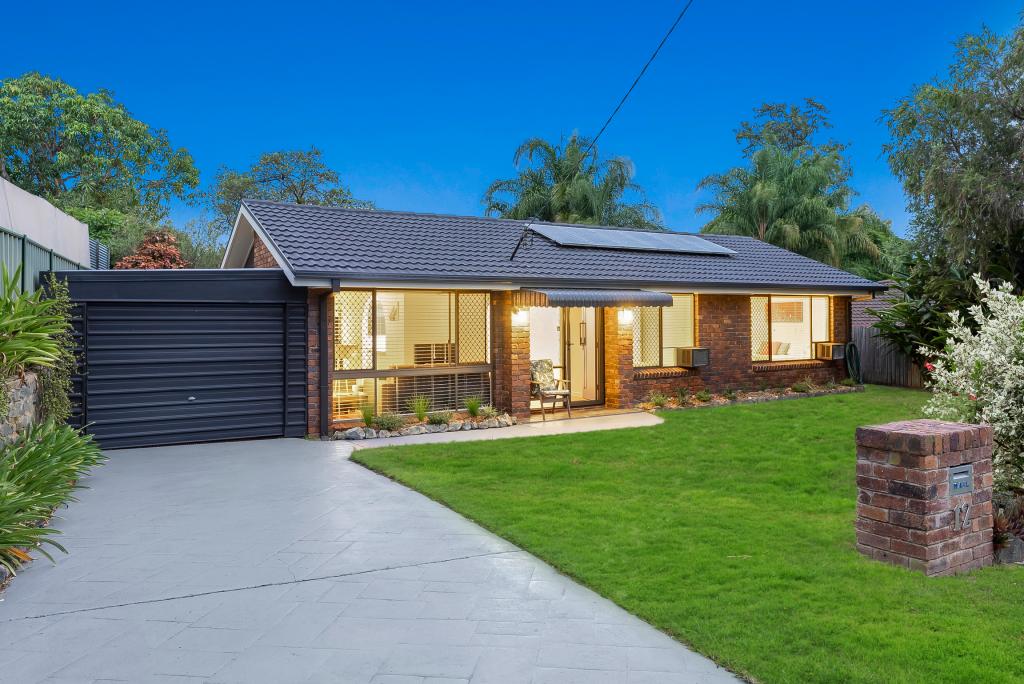 12 Woodlands Ave, Petrie, QLD 4502