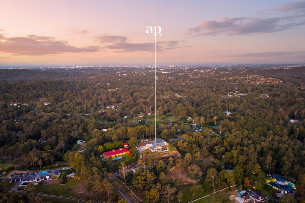 240 Crane Cres, Nerang, QLD 4211