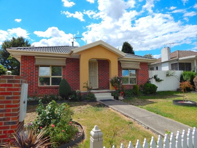 1/10 Miranda Rd, Reservoir, VIC 3073