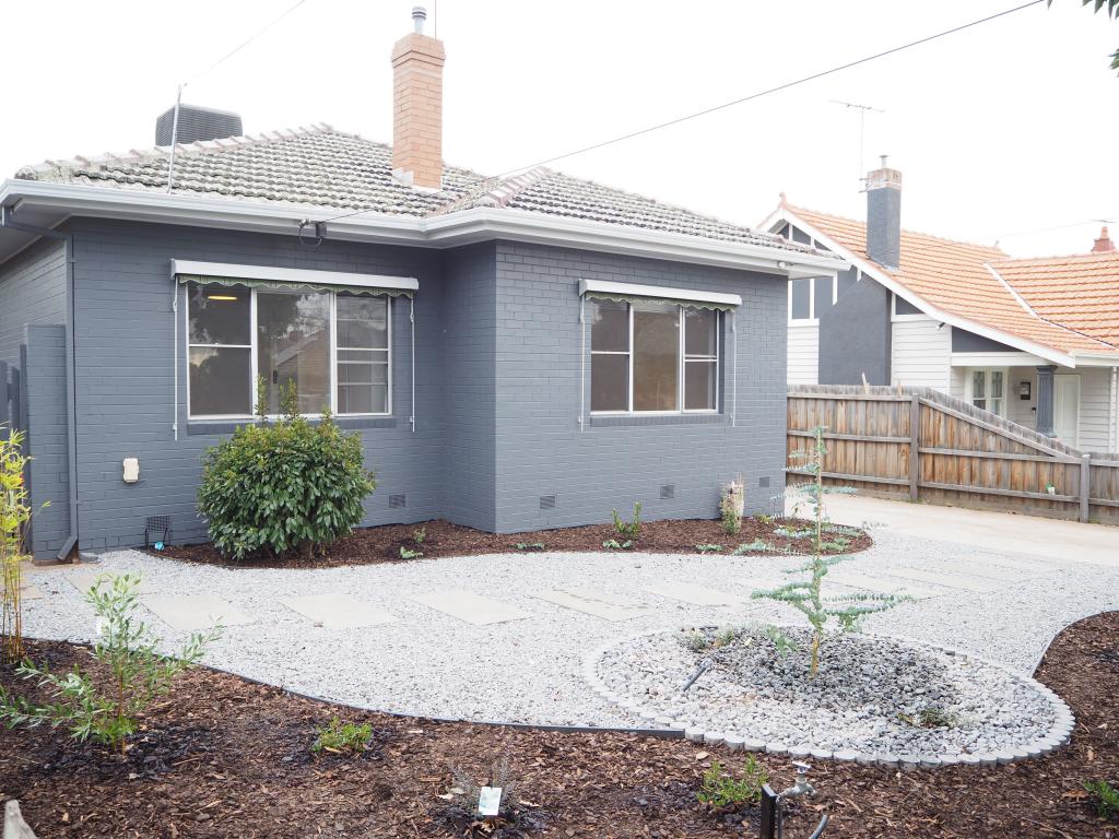 5 VERDUN GR, RESERVOIR, VIC 3073