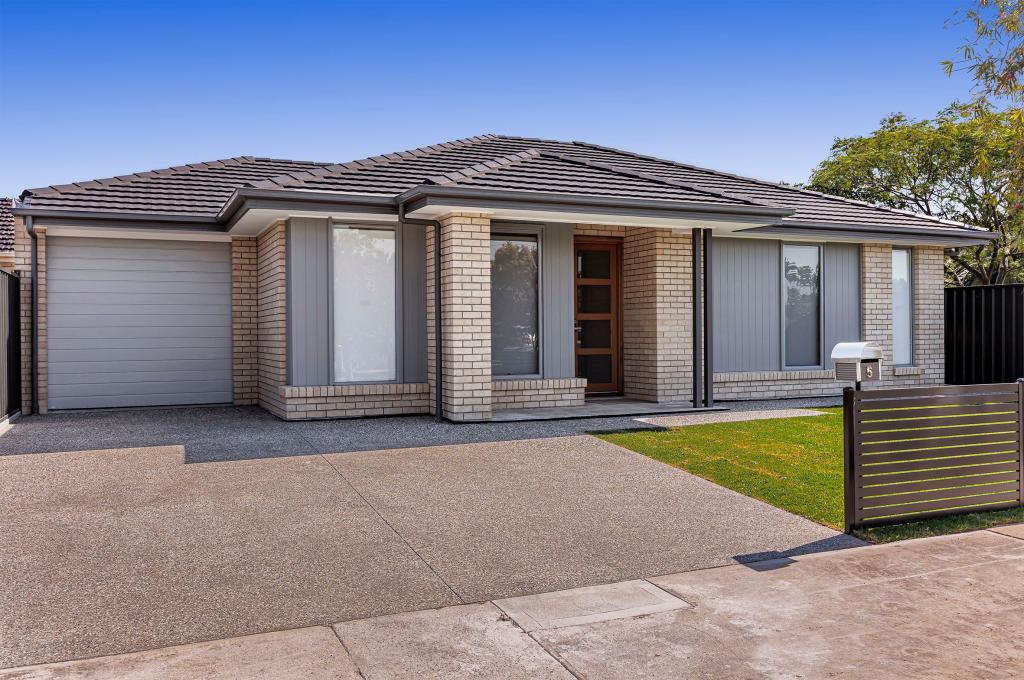 5 NORAMA ST, TAPEROO, SA 5017