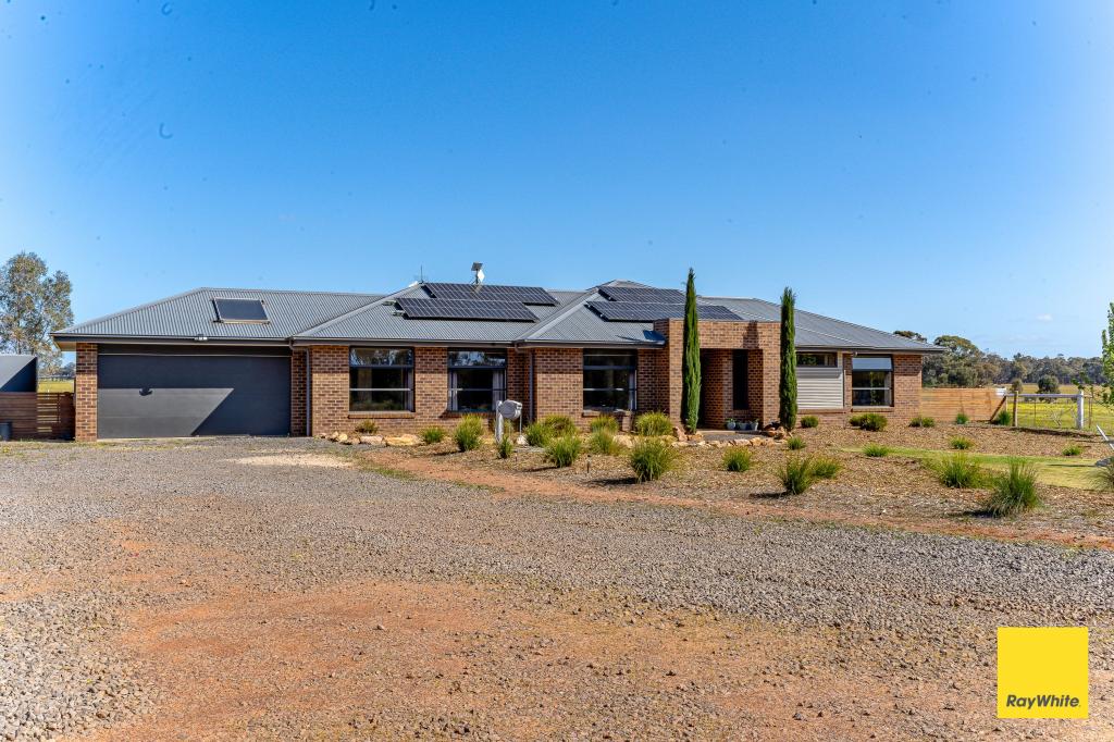 178 Pierces Rd, Sebastian, VIC 3556