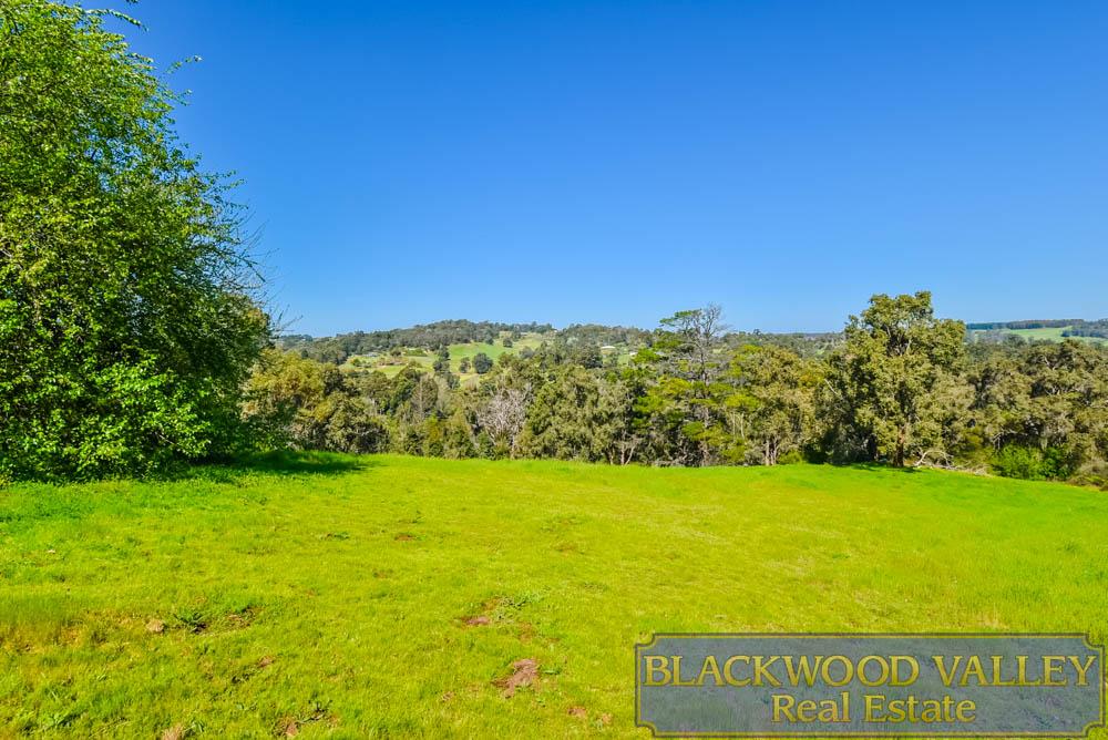 102 Blechynden St, Bridgetown, WA 6255
