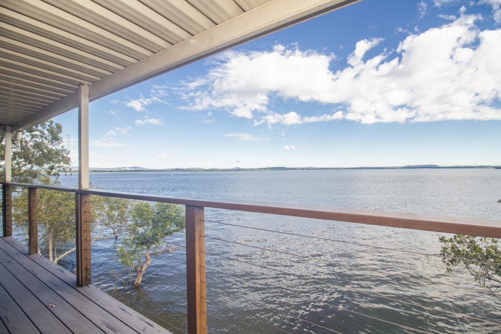 65 Bangalow St, Russell Island, QLD 4184