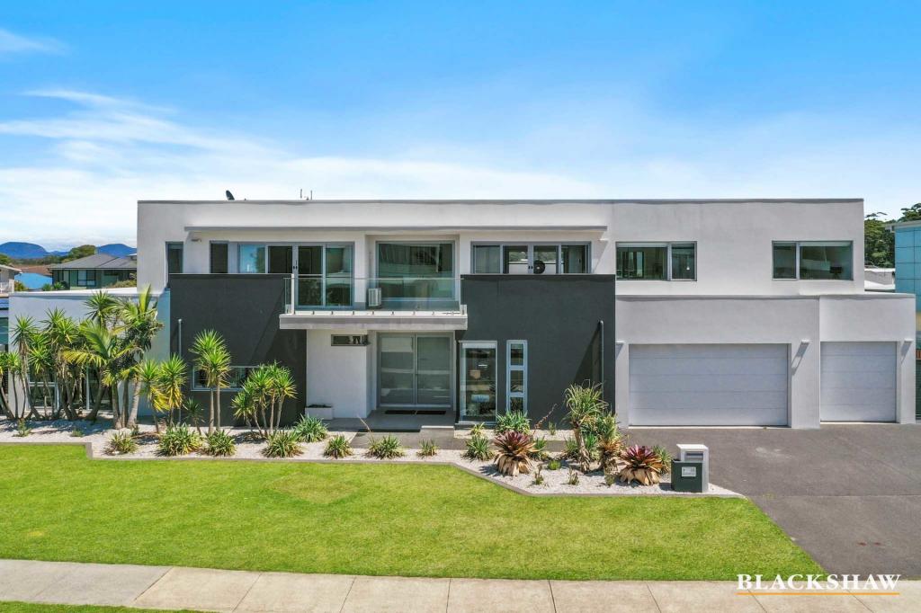 10 Beachside Bvd, Tomakin, NSW 2537