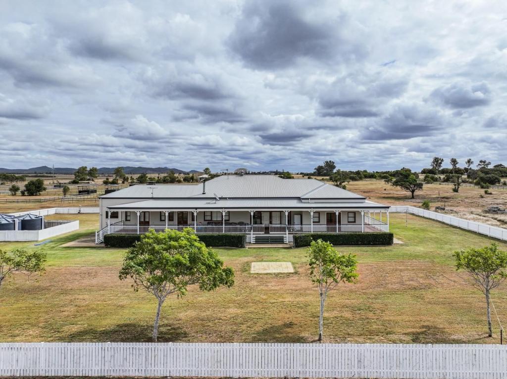 16CH BARRETTS ROAD, BARMOYA, QLD 4703