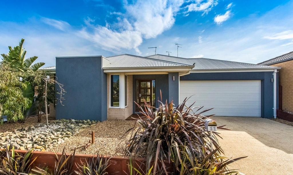 11 Shoaling Dr, Leopold, VIC 3224