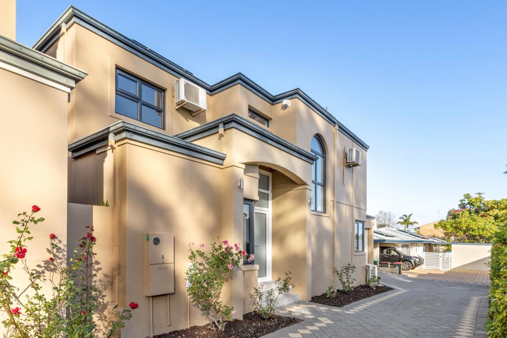 129a Brighton Rd, Scarborough, WA 6019