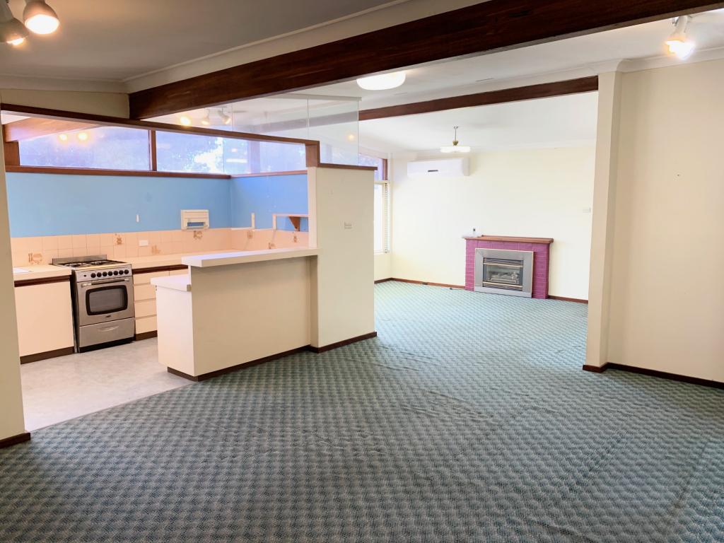 390 Abernethy Rd, Cloverdale, WA 6105