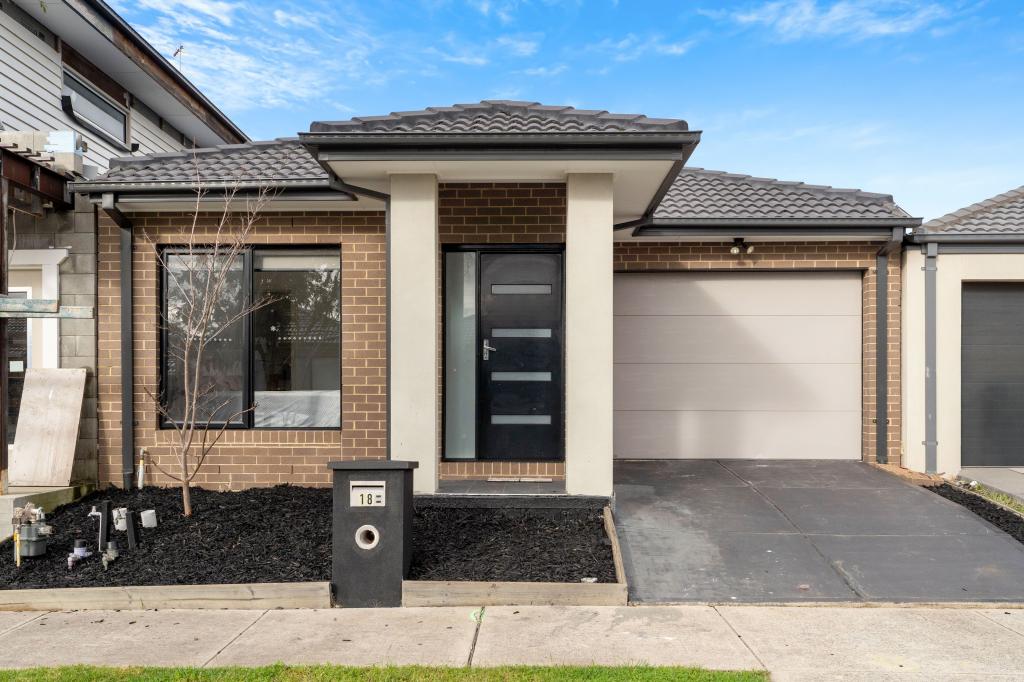 18 Colwood Ave, Mickleham, VIC 3064