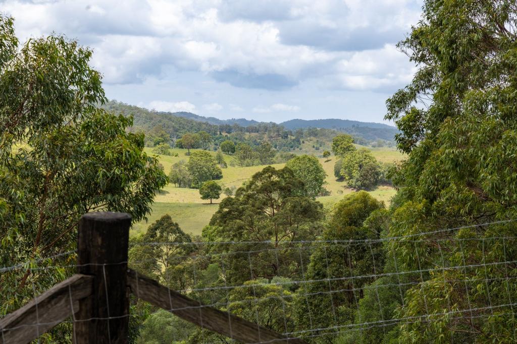 584 Mount Brisbane Rd, Mount Pleasant, QLD 4521