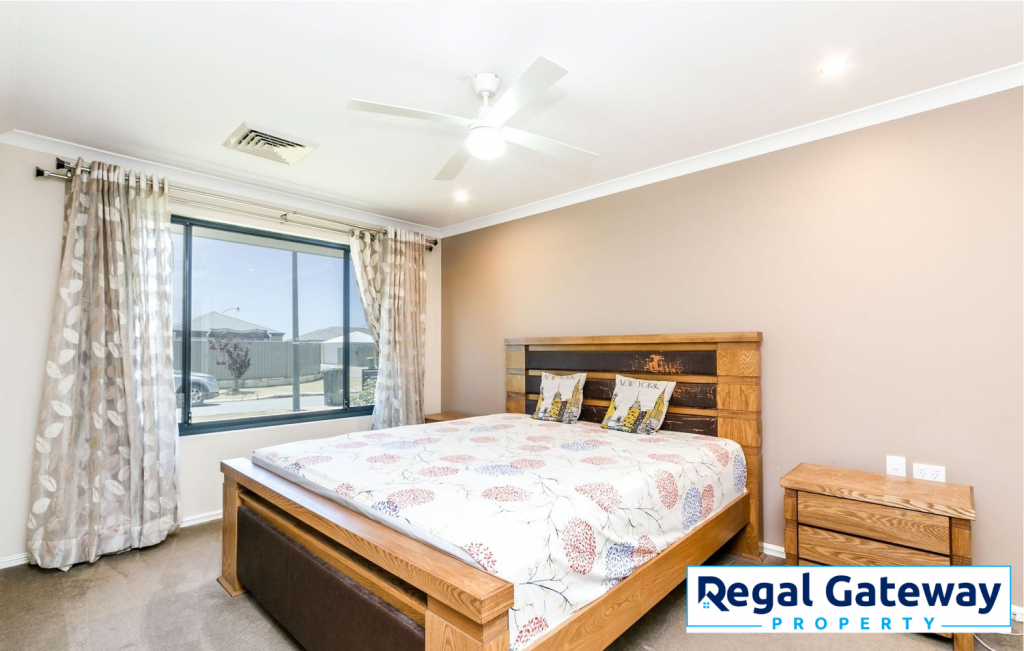 36 MEDAWAR LOOP, PIARA WATERS, WA 6112