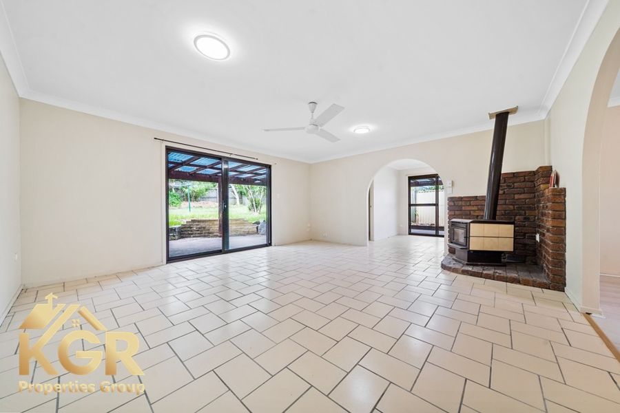 9 Feluga St, Shailer Park, QLD 4128