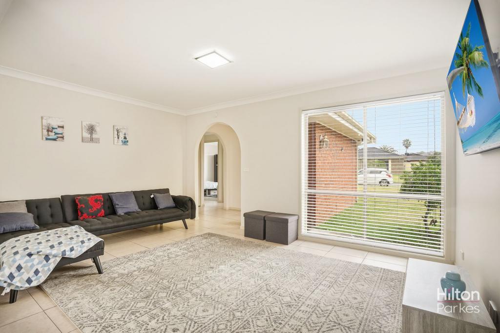 56 Kirsty Cres, Hassall Grove, NSW 2761