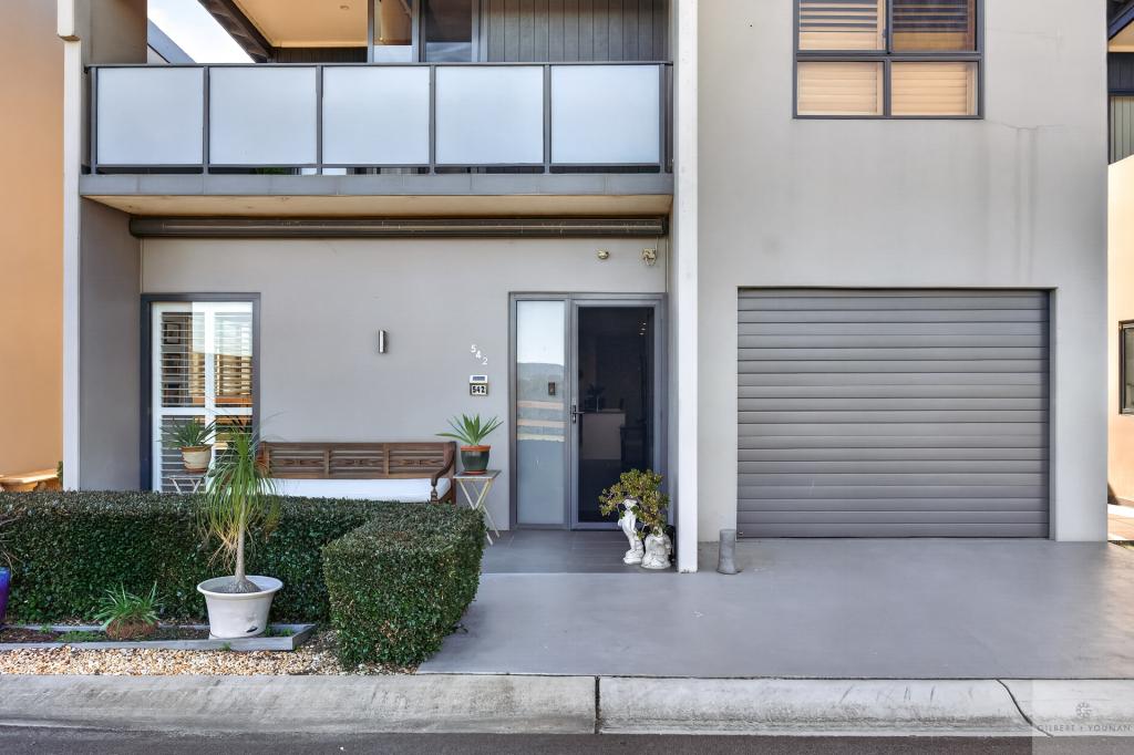 542/72 Glendower St, Gilead, NSW 2560