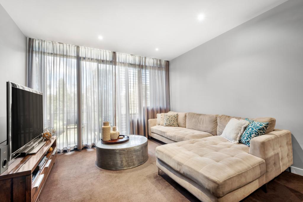 215/66 Mt Alexander Rd, Travancore, VIC 3032