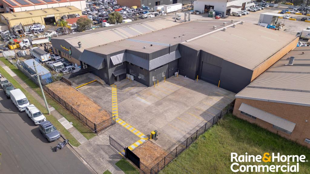 23 Liverpool St, Ingleburn, NSW 2565