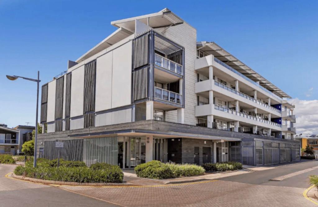 206/16-18 Wirra Dr, New Port, SA 5015