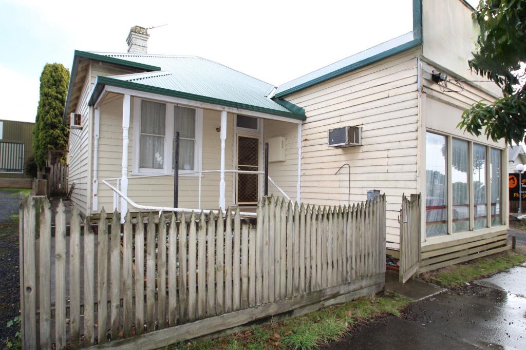 18 Roughead St, Leongatha, VIC 3953