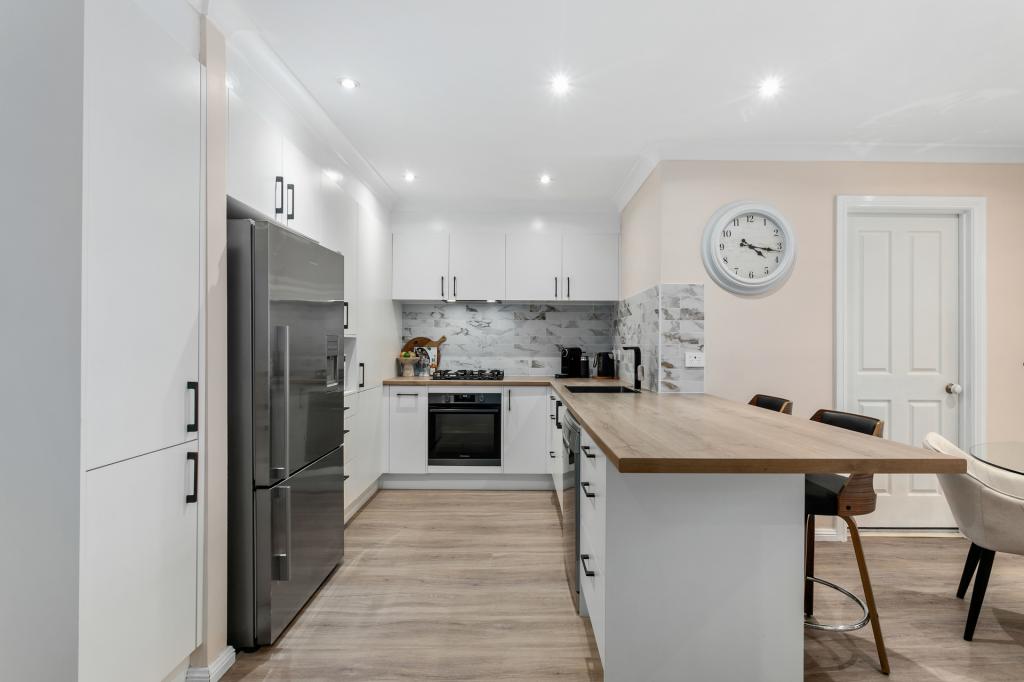 4/3 BRISBANE RD, CASTLE HILL, NSW 2154