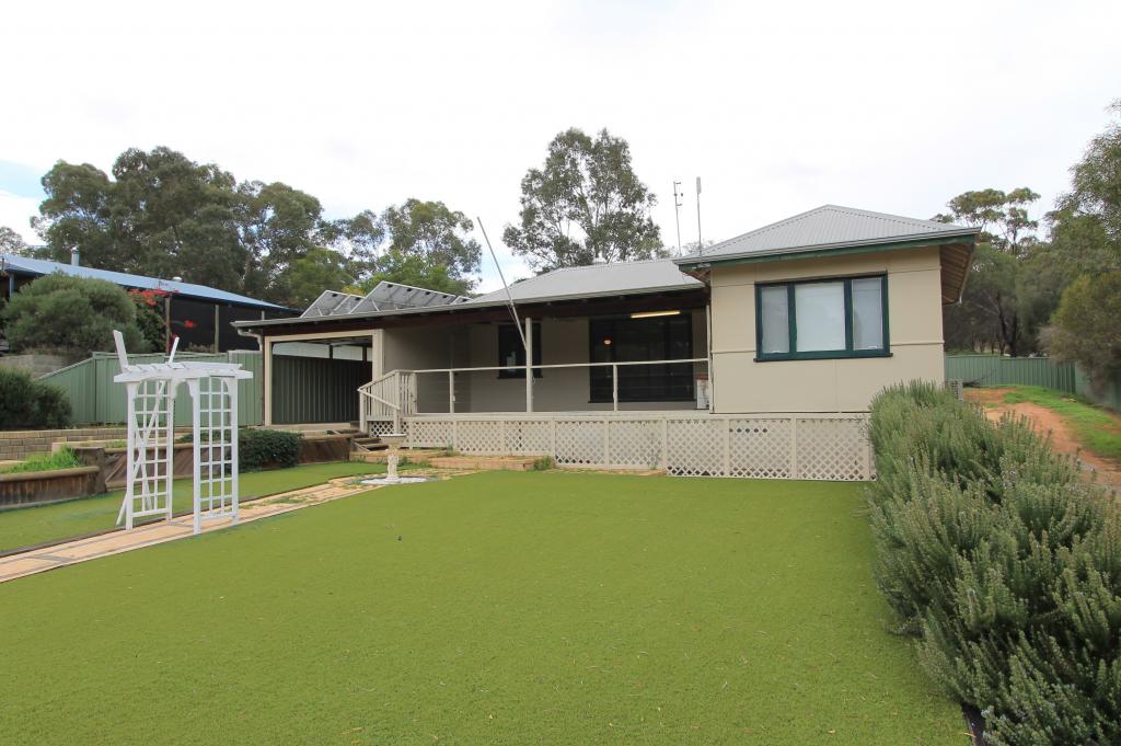 54 Telegraph Rd, Toodyay, WA 6566