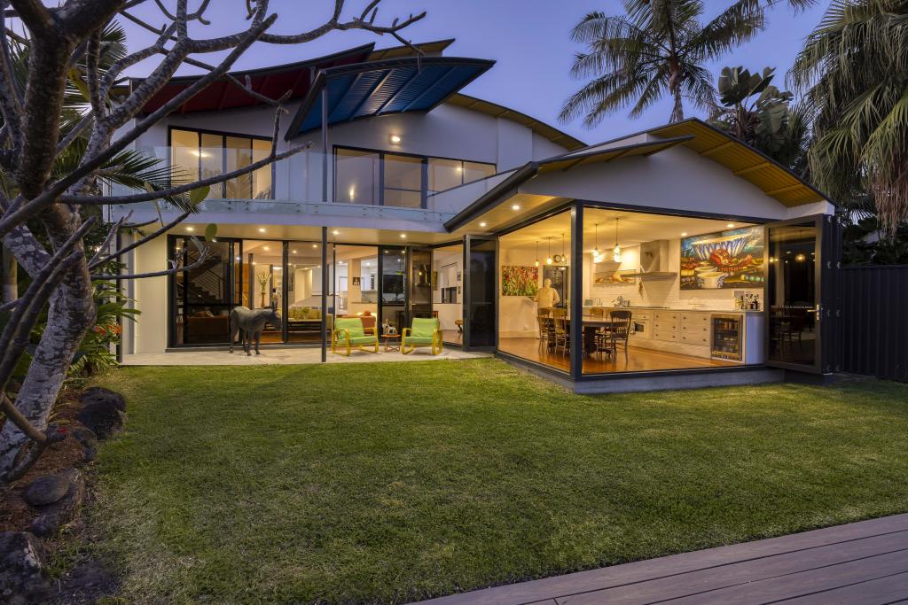 96 Savoy Dr, Broadbeach Waters, QLD 4218